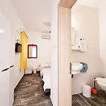 Motel Kumbahçe Fethiye Hanım *
